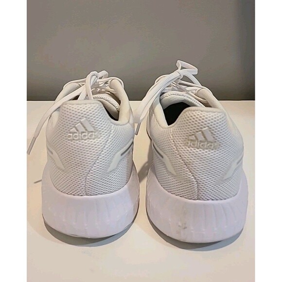 NWOB Adidas Sneaker Womens 9M White Run Falcon 2 Lace Up Running Shoes Comfort - Picture 3 of 5